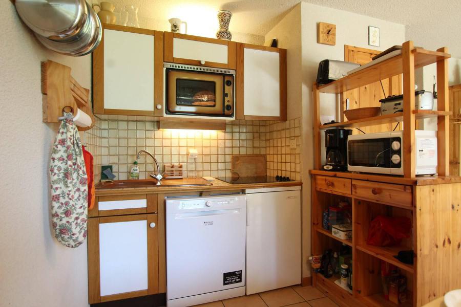 Location au ski Appartement 2 pièces 4 personnes (1004) - Résidence le Pré des Jonquilles - Serre Chevalier - Kitchenette