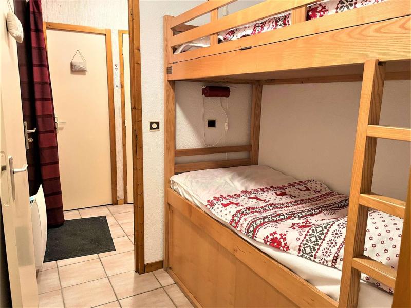 Rent in ski resort Apartment sleeping corner and cabin 4 people (LMO140) - Résidence le Pré Gambille - Serre Chevalier - Sleeping area