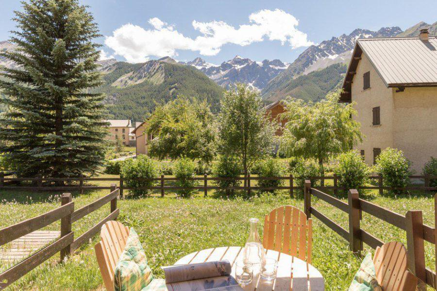 Rent in ski resort 3 room apartment 6 people (B3) - Résidence le Rocher - Serre Chevalier - Terrace