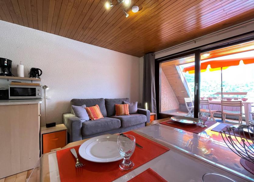 Ski verhuur Studio bergnis 4 personen (132) - Résidence les Balcons de Briançon C - Serre Chevalier - Woonkamer