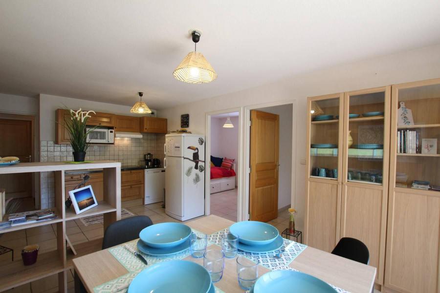 Rent in ski resort 3 room apartment 6 people (2B15) - Résidence les Coralines 2B - Serre Chevalier - Living room