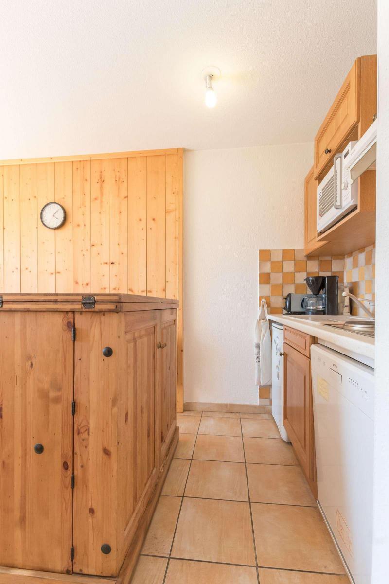 Rent in ski resort 3 room apartment cabin 4 people (24) - Résidence les Coralines IIA - Serre Chevalier - Kitchenette