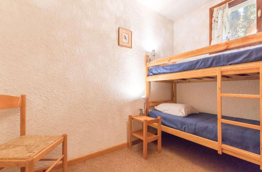 Rent in ski resort 2 room apartment 4 people (BRI500-0003) - Résidence les Eglantines - Serre Chevalier - Bedroom