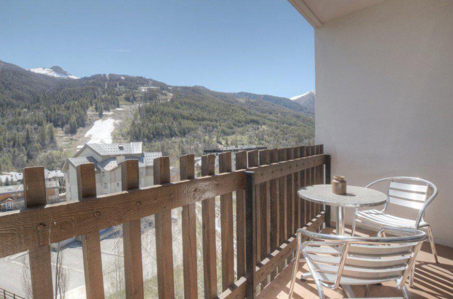 Rent in ski resort 2 room apartment 6 people (211) - Résidence les Eterlous - Serre Chevalier - Balcony