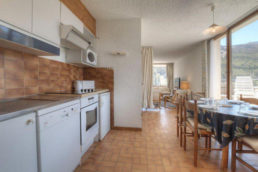 Location au ski Appartement 2 pièces 6 personnes (211) - Résidence les Eterlous - Serre Chevalier - Kitchenette