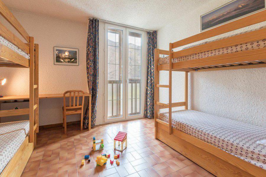 Ski verhuur Appartement 3 kamers 10 personen (111) - Résidence les Eterlous - Serre Chevalier - Cabine