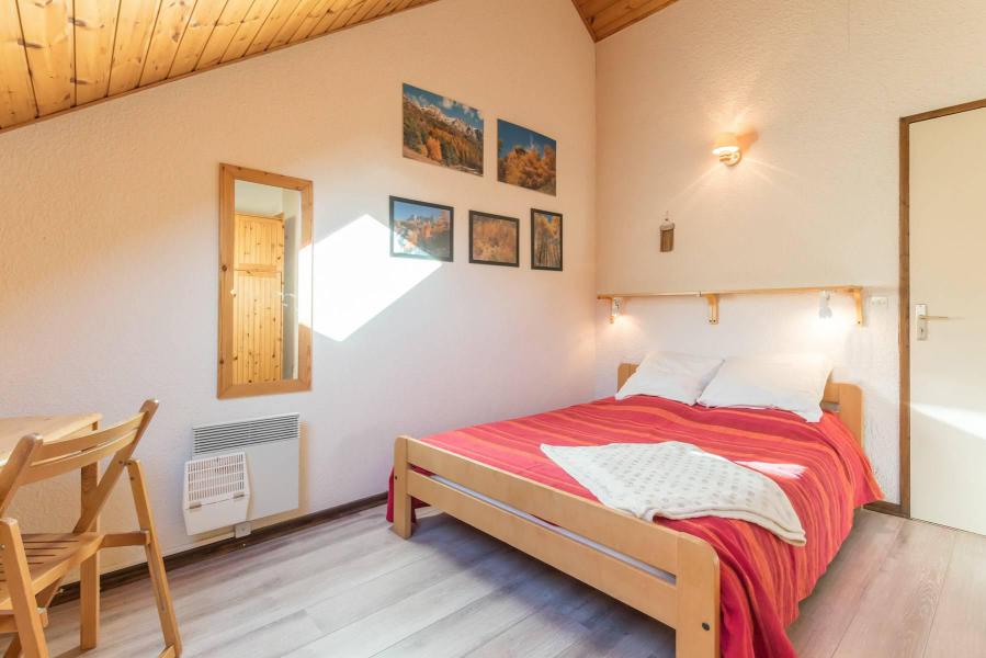 Ski verhuur Appartement duplex 3 kamers 6 personen (MON111) - Résidence les Fraches - Serre Chevalier - Cabine