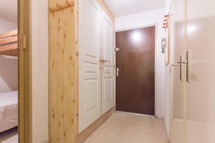 Ski verhuur Studio bergnis 4 personen (122) - Résidence Mas des Cimes - Serre Chevalier - Hal