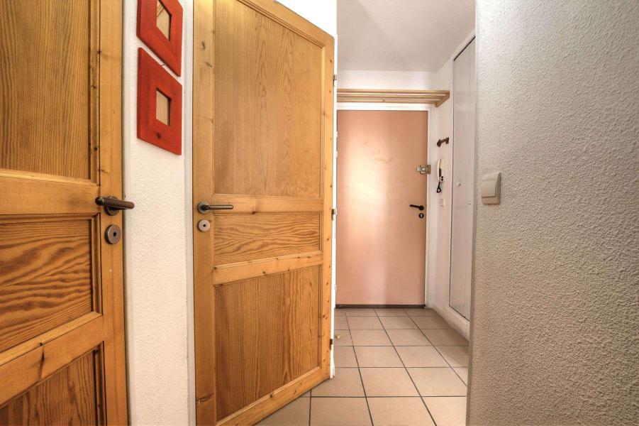 Rent in ski resort 2 room apartment 4 people (102) - Résidence Pré du Moulin D - Serre Chevalier - Corridor