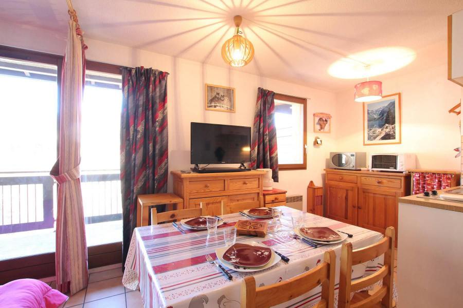 Rent in ski resort Studio sleeping corner 4 people (610) - Résidence Signal du Prorel - Serre Chevalier - Living room