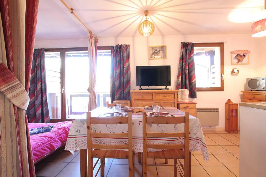 Rent in ski resort Studio sleeping corner 4 people (610) - Résidence Signal du Prorel - Serre Chevalier - Living room