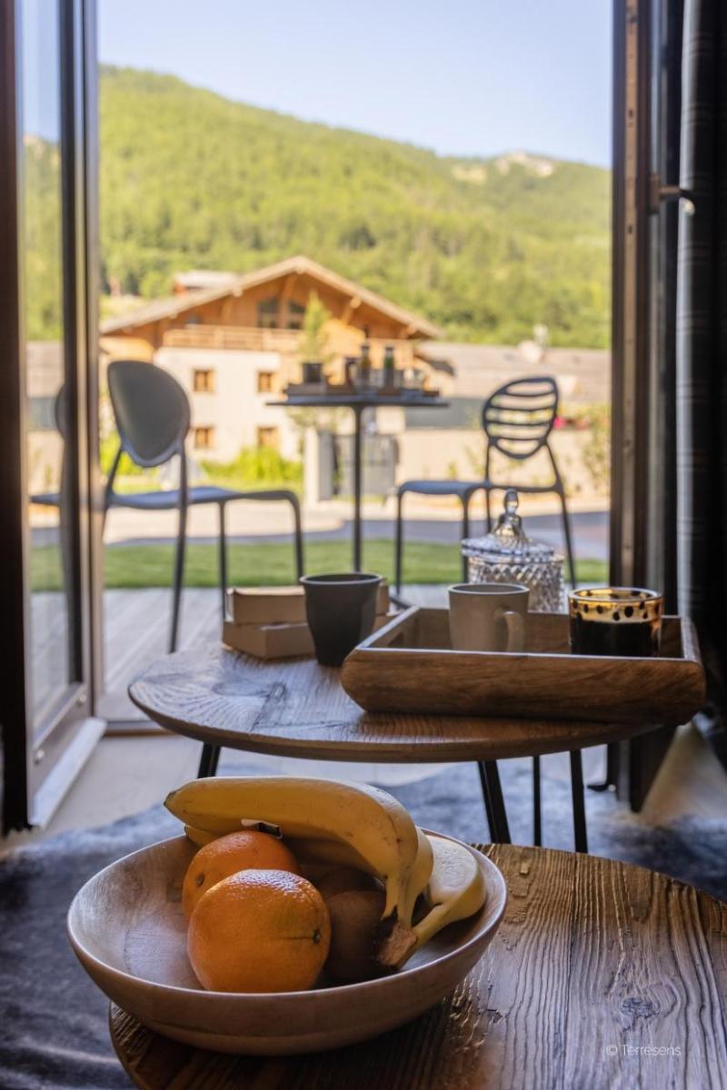 Location au ski Appartement 2 pièces 4 personnes - Résidence Terresens Cristal Lodge - Serre Chevalier - Balcon