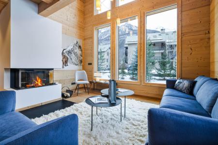 Rent in ski resort 8 room triplex chalet 10 people - Chalet Dormillouse - Serre Chevalier - Living room