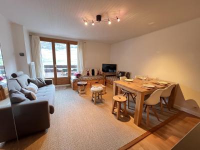 Rent in ski resort Studio cabin 4 people (102) - La Meije - Serre Chevalier - Living room