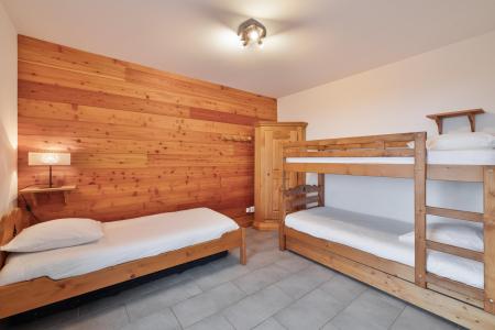 Rent in ski resort 3 room apartment 5 people (C12) - LE CLOS DE L'YRET - Serre Chevalier - Bedroom