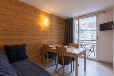 Rent in ski resort 2 room apartment cabin 5 people (102) - Le Relais de la Guisane - Serre Chevalier - Living room