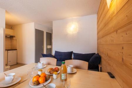 Rent in ski resort 2 room apartment cabin 5 people (207) - Le Relais de la Guisane - Serre Chevalier - Living room