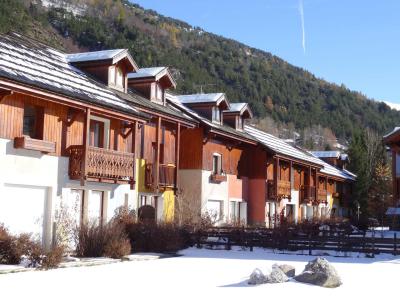 Location au ski Les Chalets du Jardin Alpin - Serre Chevalier - Extérieur hiver