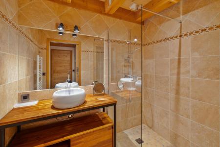 Location au ski Chalet triplex 9 pièces 9 personnes (Marmotte 1) - MARMOTTANT - Serre Chevalier - Salle de douche