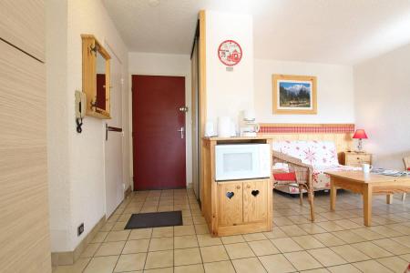 Rent in ski resort 2 room apartment sleeping corner 6 people (202) - Résidence Central Parc 2 - Serre Chevalier - Apartment