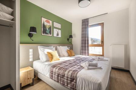 Rent in ski resort Résidence Club Le Serra Neva - Serre Chevalier - Bedroom