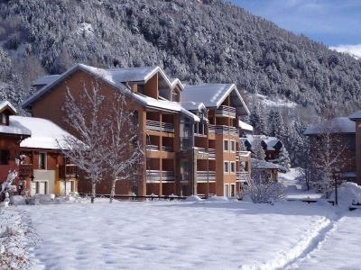 Location au ski Résidence Grand Serre Che B - Serre Chevalier - Extérieur hiver