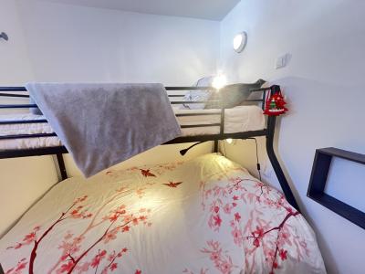 Rent in ski resort 3 room apartment cabin 5 people (214) - Résidence l'Alpaga - Serre Chevalier - Bedroom