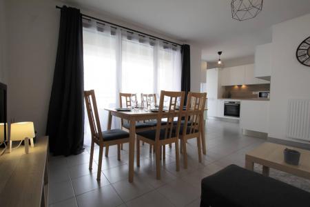 Rent in ski resort 4 room apartment 8 people (12) - Résidence la Citadelle - Serre Chevalier - Table