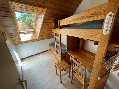Rent in ski resort 4 room apartment 8 people (4144P8) - Résidence la Gardiole IV - Serre Chevalier - Bedroom