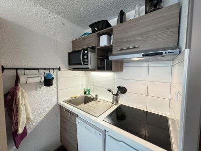 Ski verhuur Studio bergnis 4 personen (114) - Résidence le Bois des Coqs - Serre Chevalier - Keuken