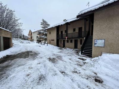 Location au ski Studio cabine 4 personnes (007) - Résidence le Clos de l'Etoile - Serre Chevalier - Extérieur hiver