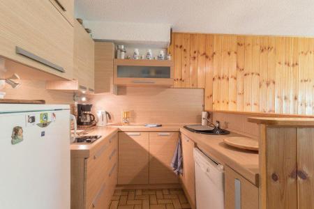 Ski verhuur Appartement duplex 3 kamers 6 personen (006) - Résidence le Clos de l'Etoile - Serre Chevalier - Keukenblok