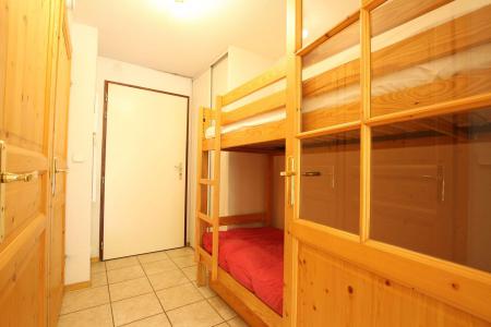 Rent in ski resort Studio sleeping corner 4 people (D019) - Résidence le Clos - Serre Chevalier - Cabin