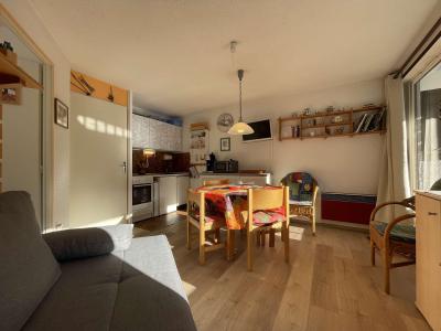 Rent in ski resort 2 room apartment sleeping corner 5 people (108) - Résidence le Galibier - Serre Chevalier - Living room