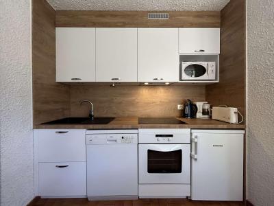 Rent in ski resort 2 room apartment 6 people (211) - Résidence les Eterlous - Serre Chevalier - Kitchenette