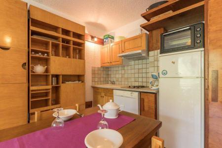 Wynajem na narty Apartament 2 pokojowy 6 osób (406) - Résidence les Nivéoles - Serre Chevalier - Pokój gościnny