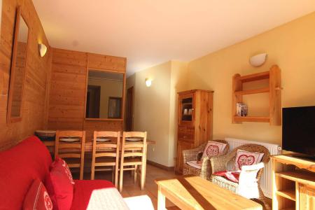 Rent in ski resort 2 room apartment sleeping corner 6 people (0010) - Résidence Prorel - Serre Chevalier - Living room