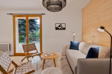 Rent in ski resort 1 room apartment cabin 4-6 people (Oreade) - Résidence Violaine - Serre Chevalier - Living room