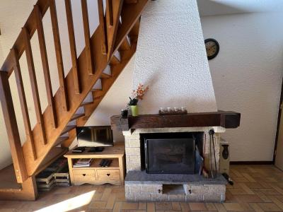 Rent in ski resort Studio cabin mezzanine 6 people - Vie de clare - Serre Chevalier - Living room