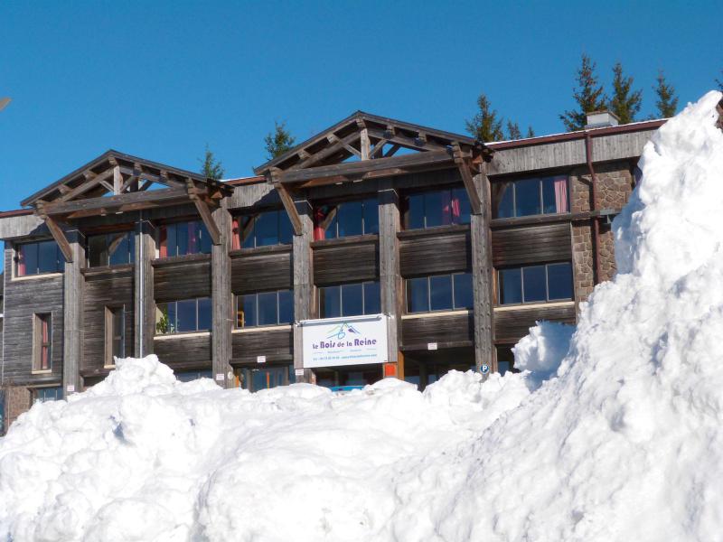 Wynajem na narty Le Bois de la Reine - Super Besse - Zima na zewnątrz