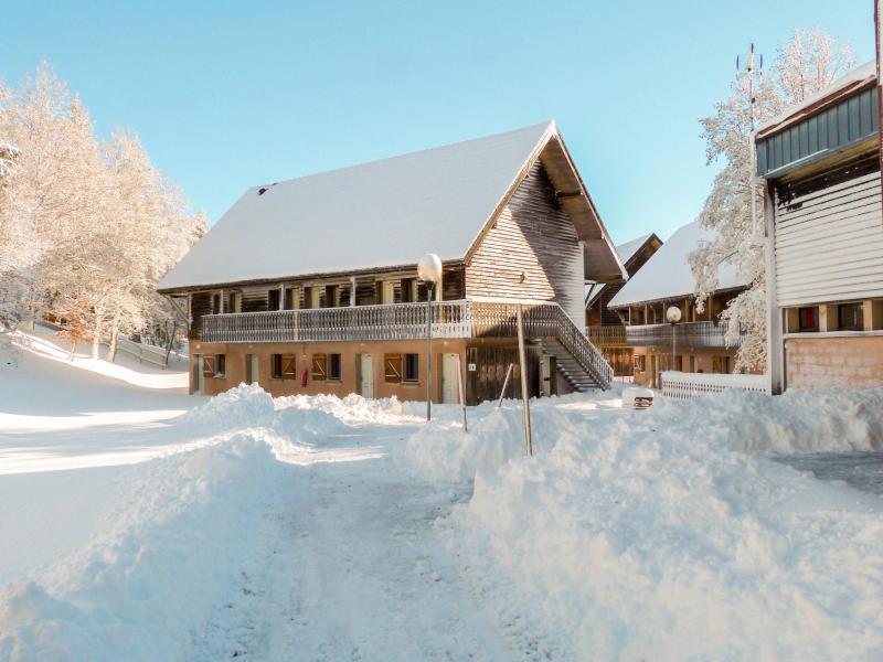 Holiday in mountain resort Le Bois de la Reine - Super Besse - Winter outside