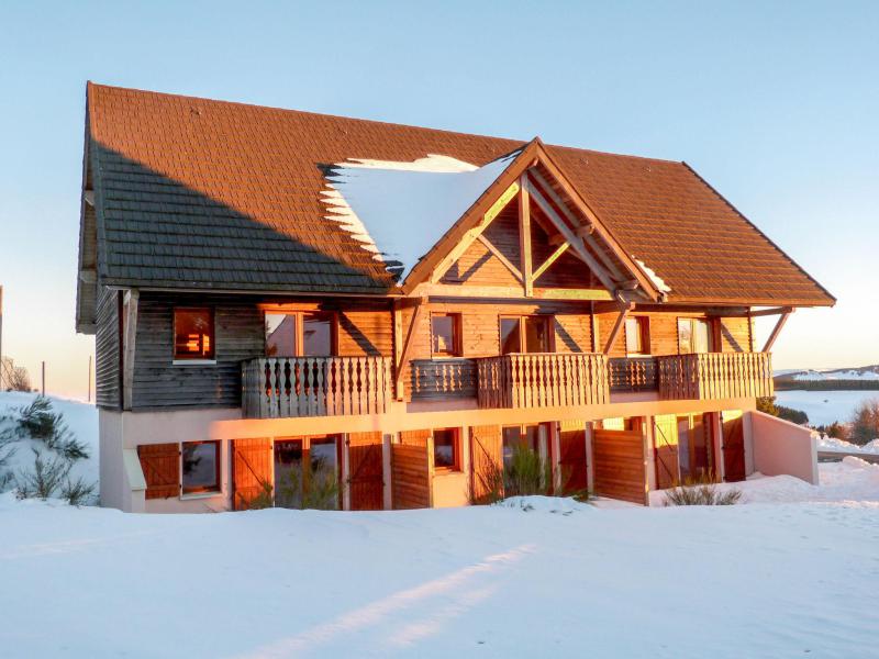 Vacances en montagne Le Bois de la Reine - Super Besse - Extérieur hiver