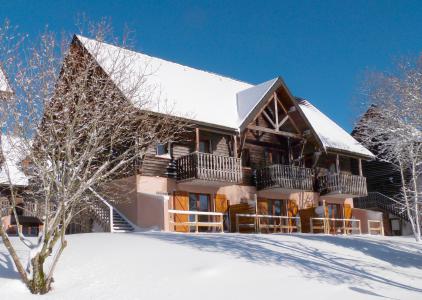 Alquiler al esquí Résidence le Bois de la Reine - Super Besse - Invierno