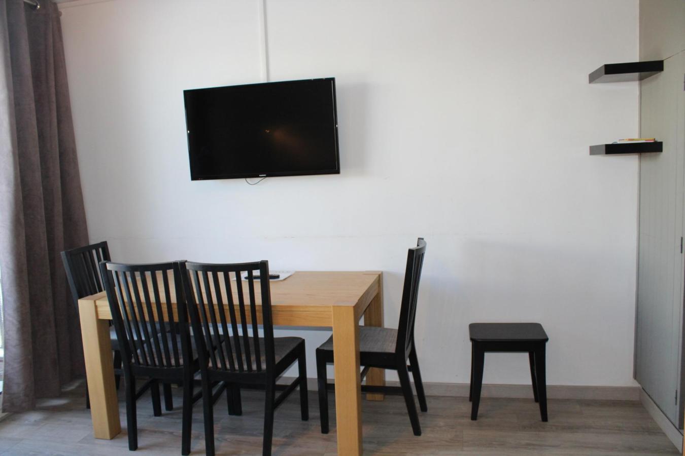 Studio 4 personnes (BA1033N)