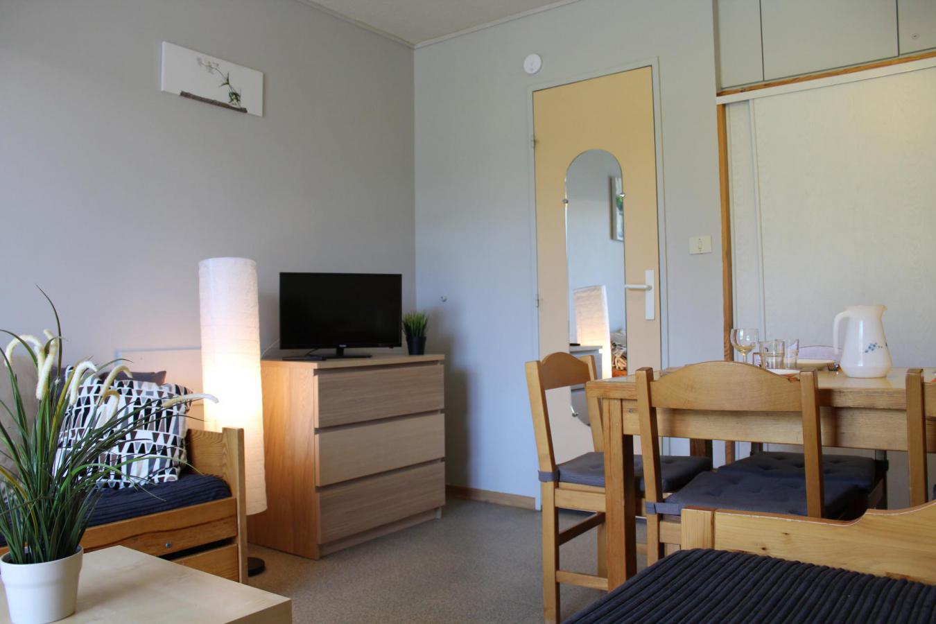 Appartement 2 pièces 5 personnes (IS0913X)