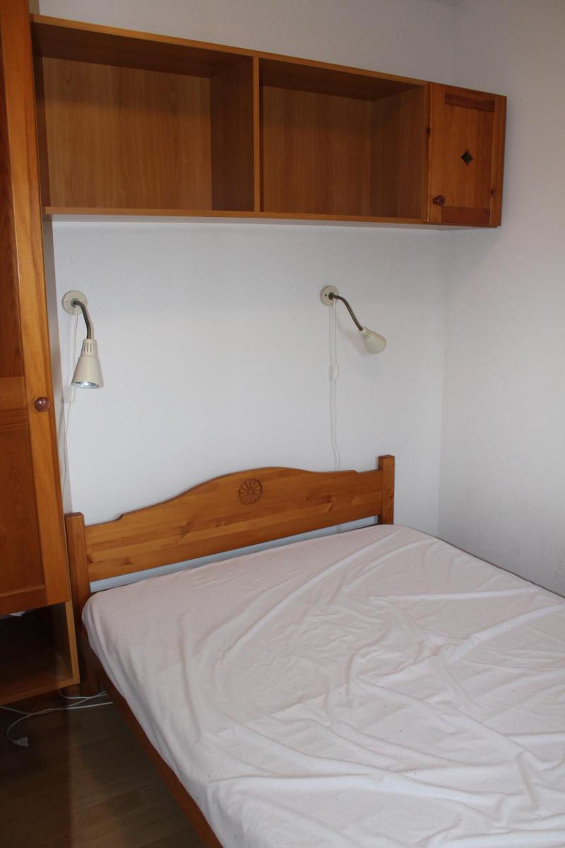 Rent in ski resort 2 room apartment sleeping corner 6 people (BL14) - Les Chalets de SuperD Bleuet - Superdévoluy - Bedroom