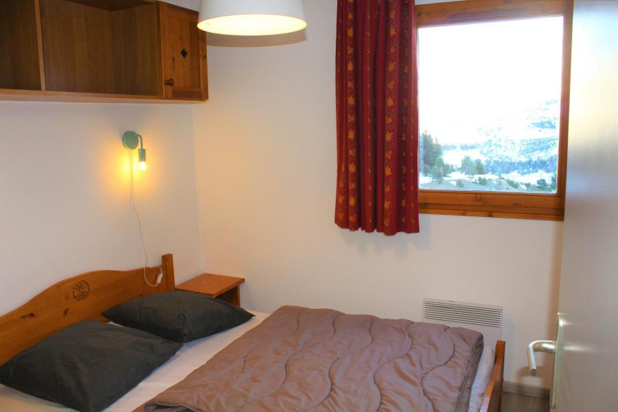 Rent in ski resort 3 room apartment cabin 4 people (BL33) - Les Chalets de SuperD Bleuet - Superdévoluy - Bedroom