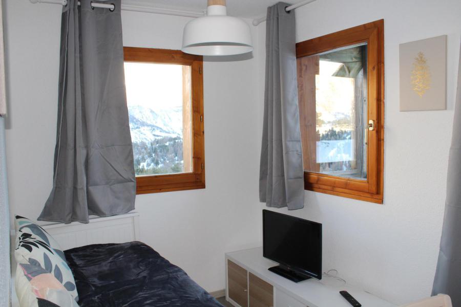 Wynajem na narty Apartament 3 pokojowy kabina 4 osób (BL33) - Les Chalets de SuperD Bleuet - Superdévoluy - Pokój gościnny