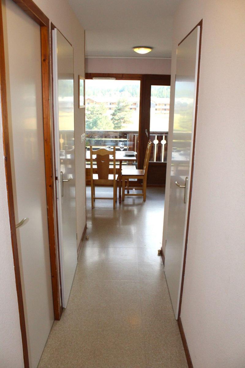 Ski verhuur Appartement 2 kabine kamers 4 personen (CB23) - Les Chalets de SuperD Chardon Bleu - Superdévoluy - Woonkamer