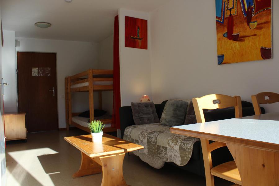 Rent in ski resort 2 room apartment 4 people (DP24) - Les Chalets de SuperD Dauphinelle - Superdévoluy - Living room